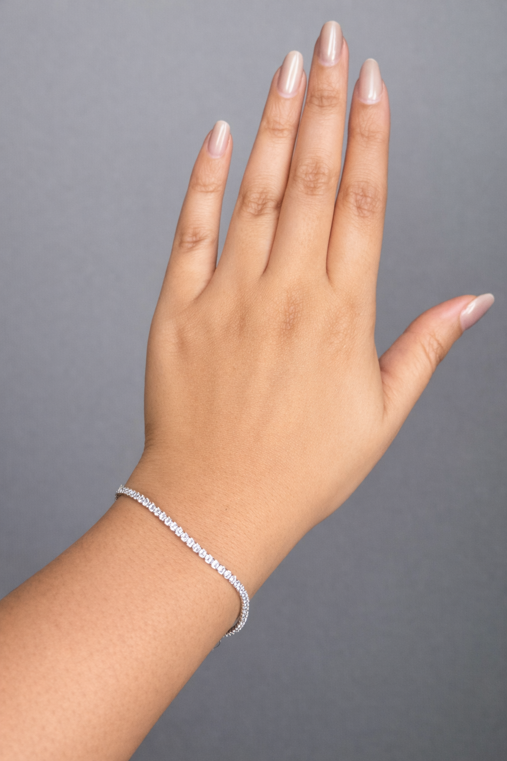 Solitaire Glow Tennis Bracelet