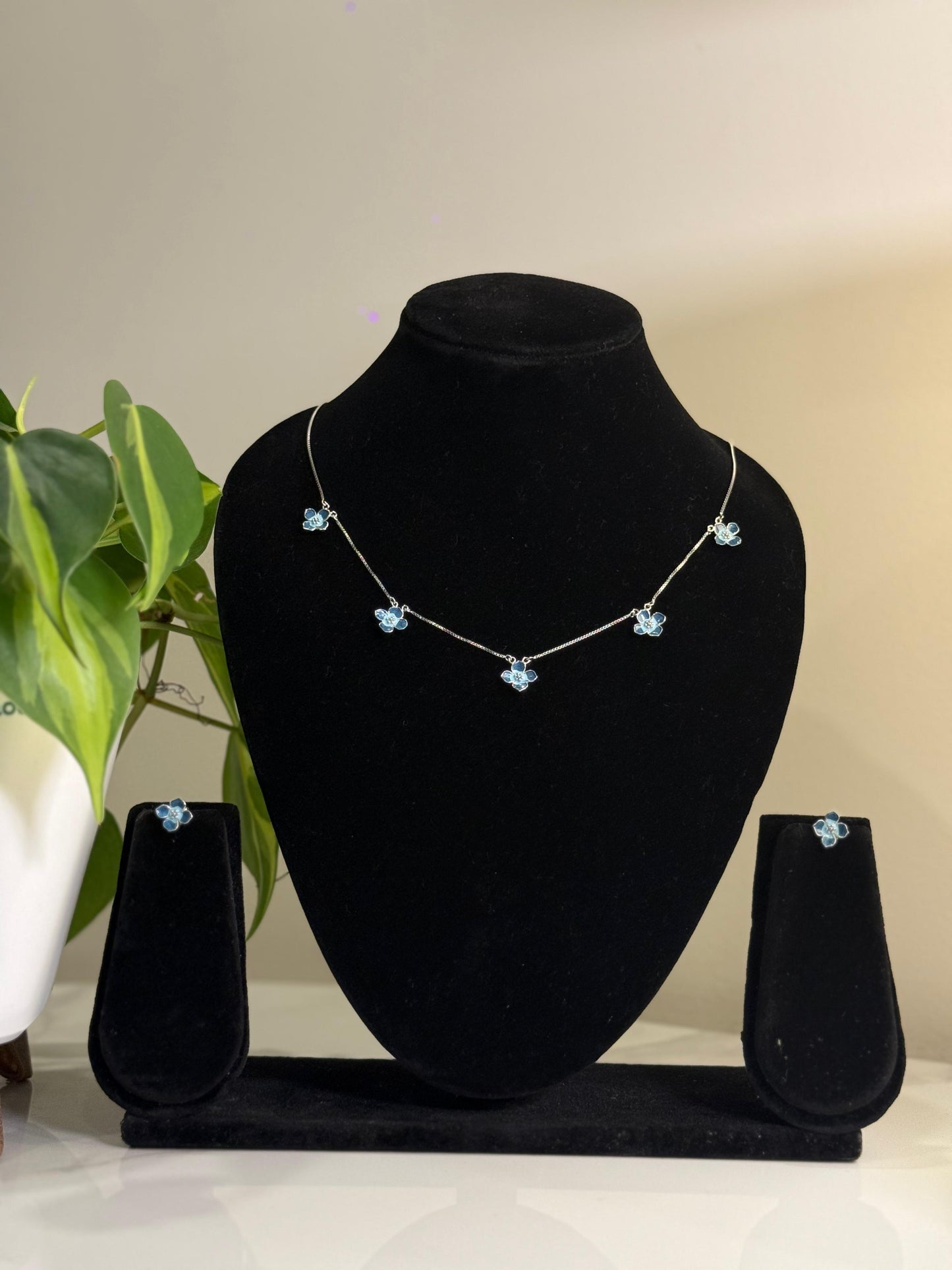 Blue Bloom Charm Chain