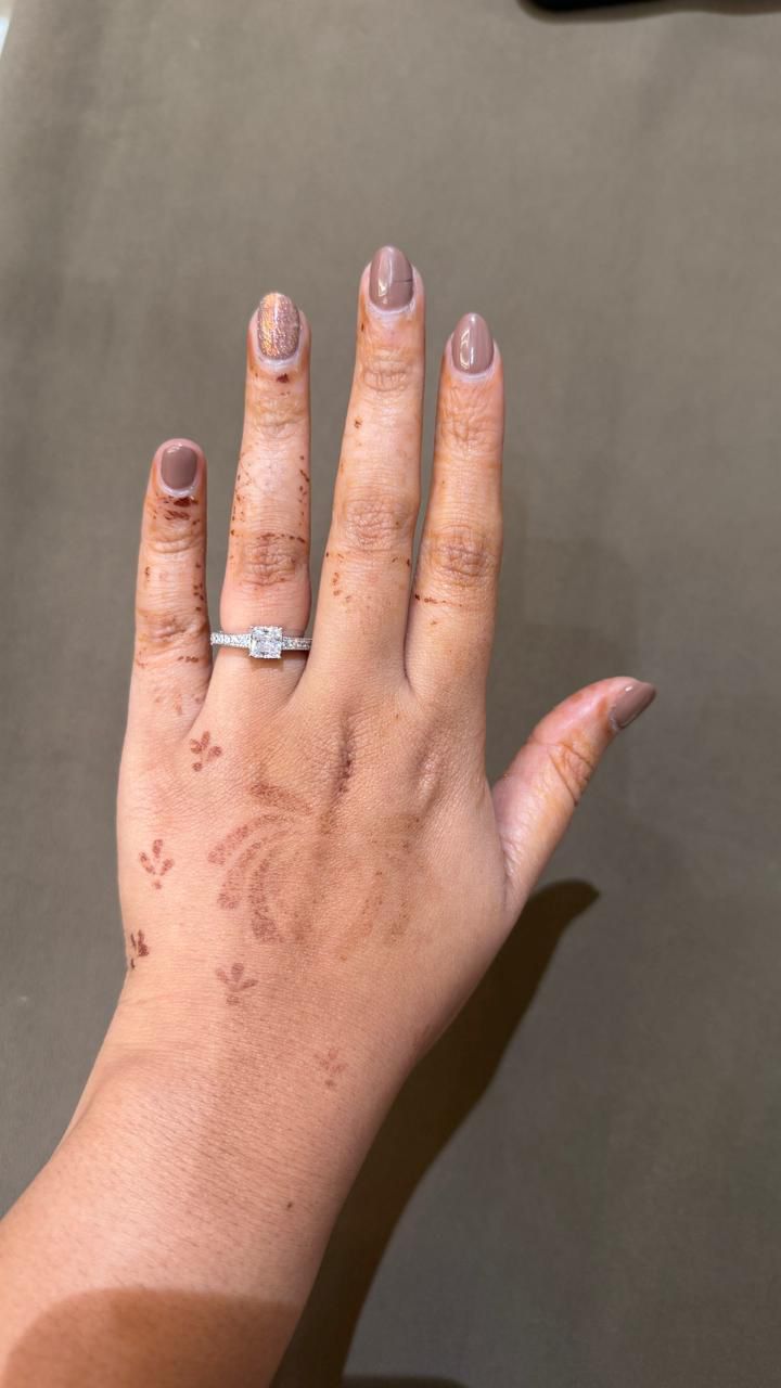 Luxury ring solitaire